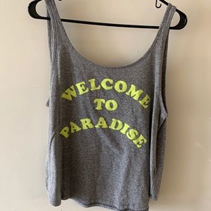 Welcome to Paradise tank